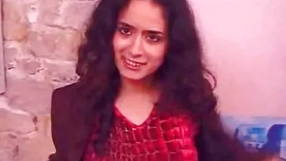 سمراء سكسي امريكي طالبات الاستمناء على الطاولة