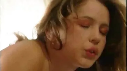كانت صور سكسي مصريه الفتاة تحاول أن تجعل لسانها على الكاميرا