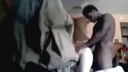 في مكان معين ، يجد أطفال الشعب الروسي العاهرات ذوات البشرة افلم سكسي الداكنة والدموع