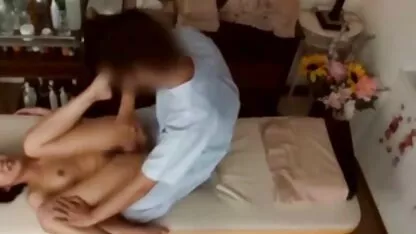 لغة موفيز لاند سكسي البحر