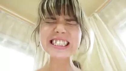 انسحب السائق من سكسي فرنسي جماعي صديقة شخص آخر قبل الزفاف