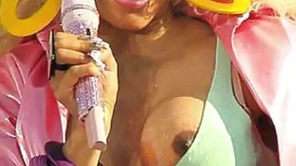 لعبت مقاطع سكس كلاب وبنات الفتاة وانسحبت اللسان